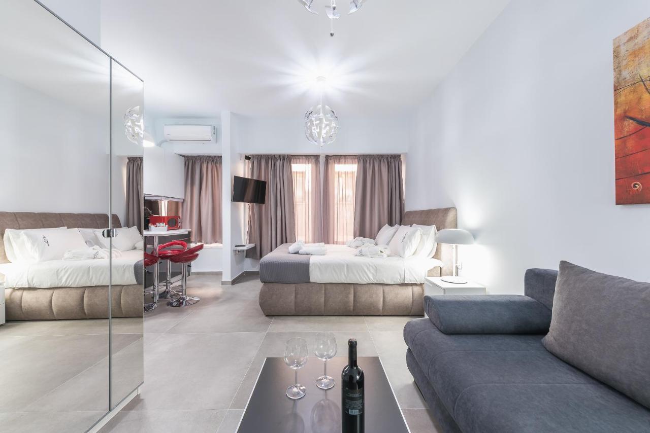 Iguana Gold Luxury Suites 1Min From Ermou Str Ateny Zewnętrze zdjęcie