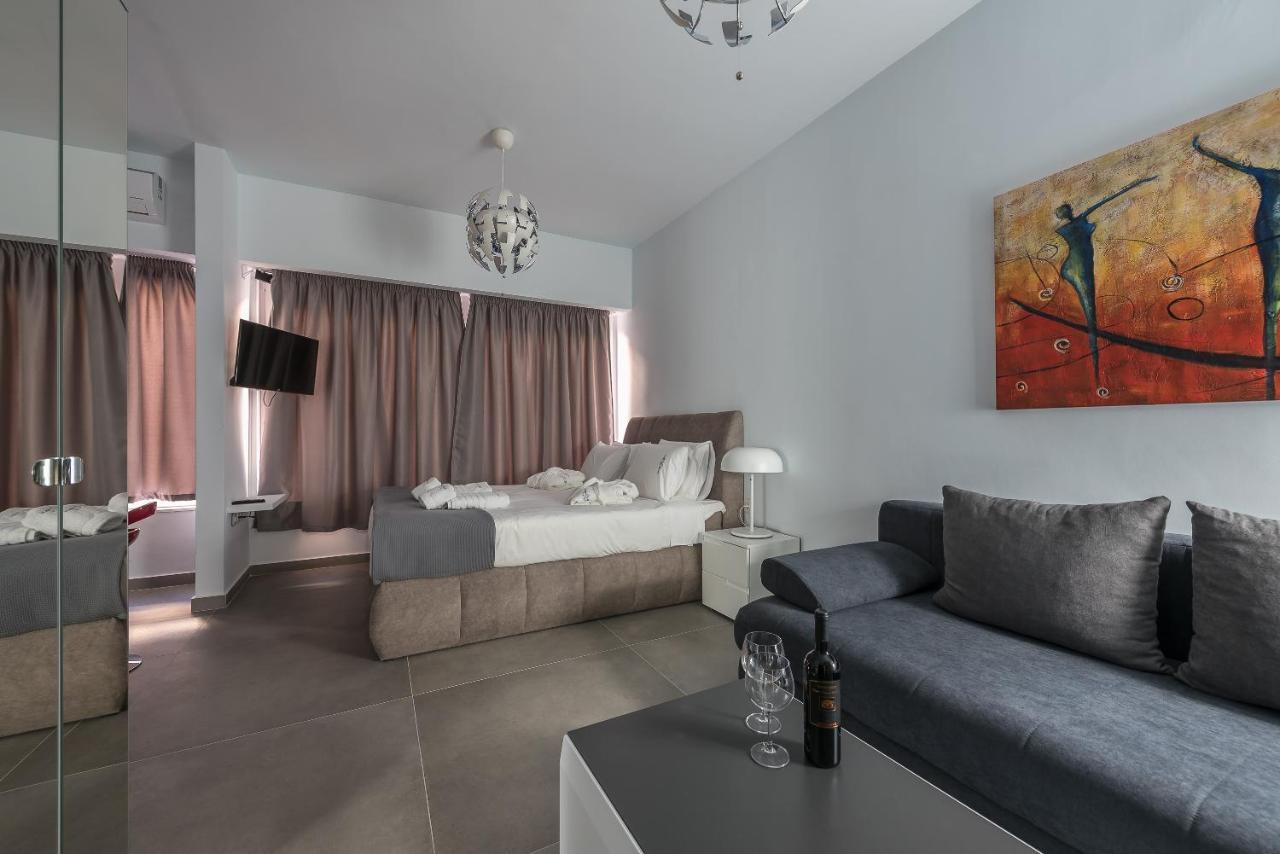 Iguana Gold Luxury Suites 1Min From Ermou Str Ateny Zewnętrze zdjęcie
